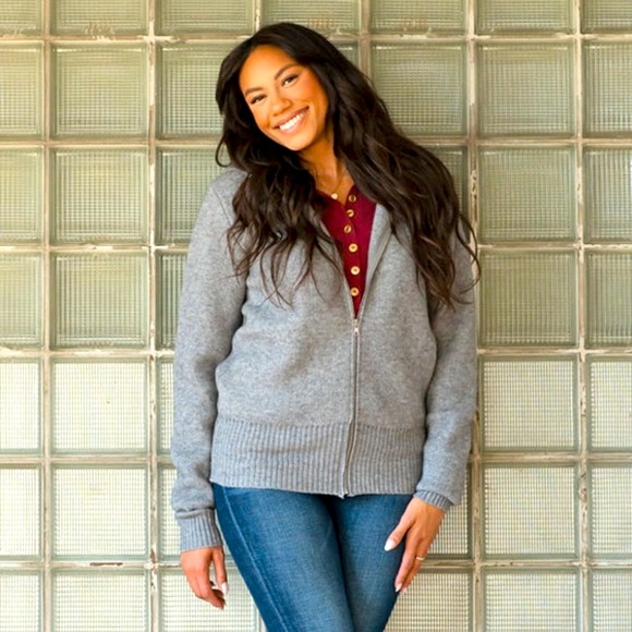 amalli talli Sweaters - EUC Duluth Tall Sweater